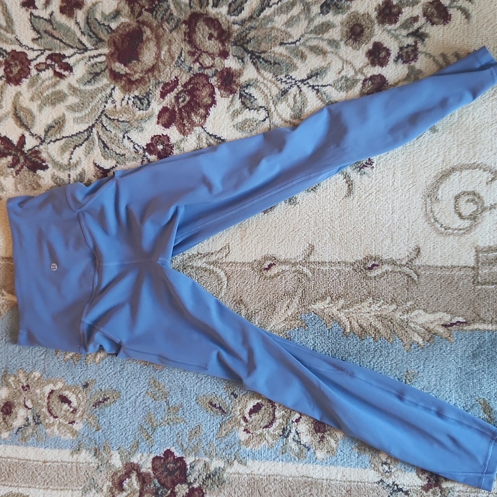 NWOT LULU ALIGN POCKETS 4